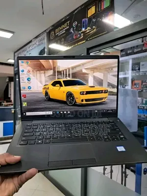 New Laptop Dell Latitude 7400 8GB Intel Core i5 SSD 256GB
