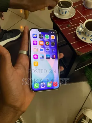 Apple iPhone 13 128 GB Yellow