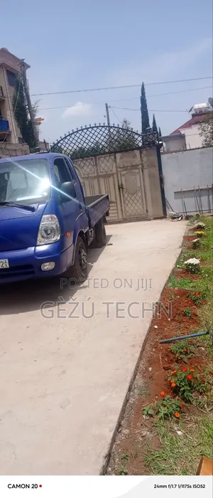 Kia Bongo 2005 Blue