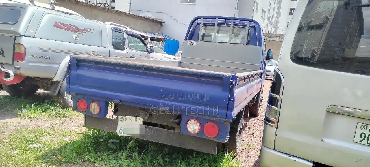 Kia Bongo 2005 Blue
