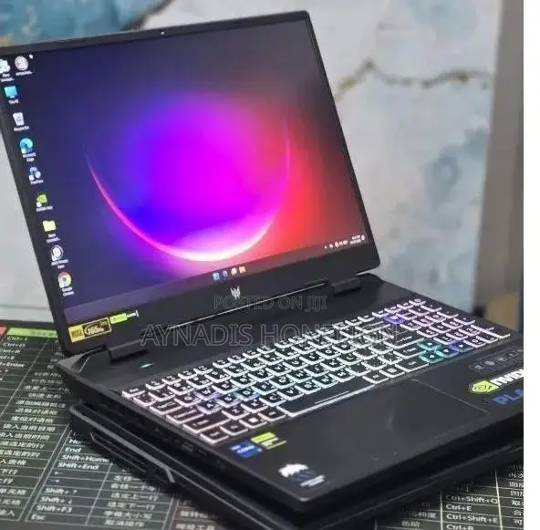 New Laptop Asus G71G 16GB AMD Ryzen 9 SSD 1T