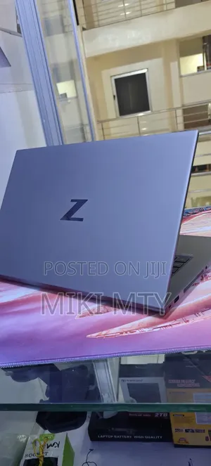 New Laptop HP ZBook Create G7 32GB Intel Core i7 SSD 512GB