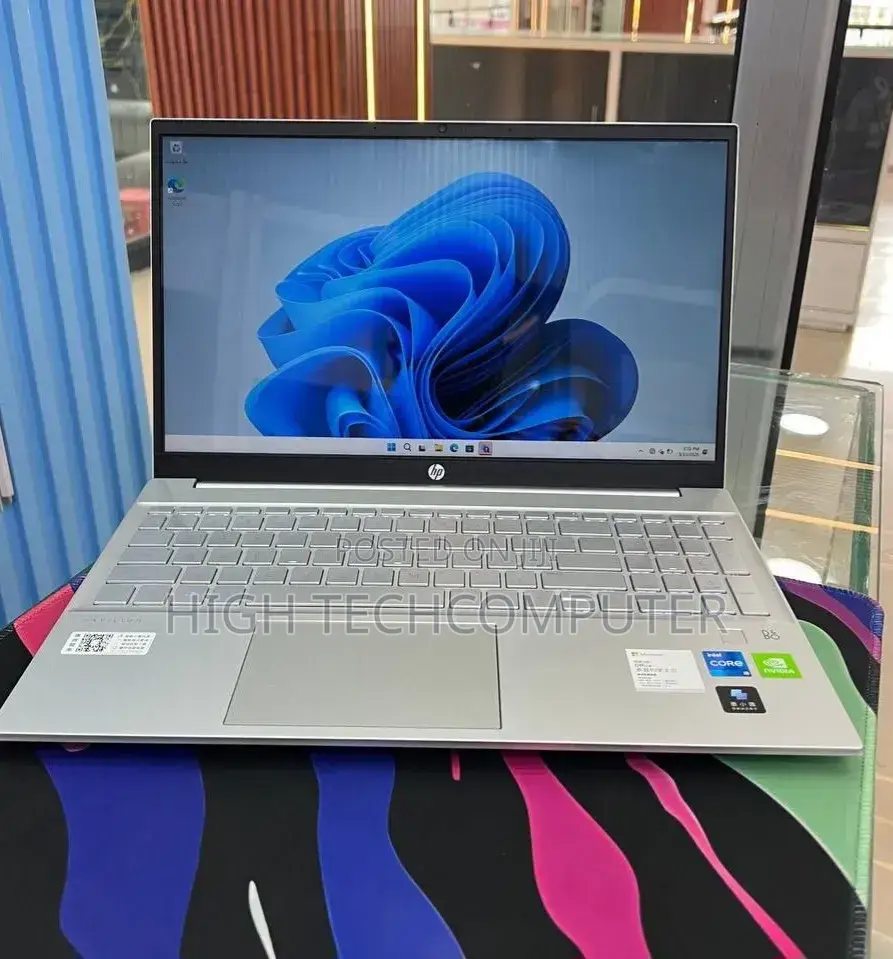 New Laptop HP EliteBook 840 G8 16GB Intel Core i5 SSD 512GB
