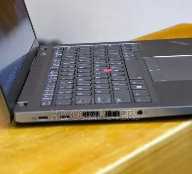 New Laptop Lenovo ThinkPad T14s G4 32GB Intel Core i7 SSD 512GB