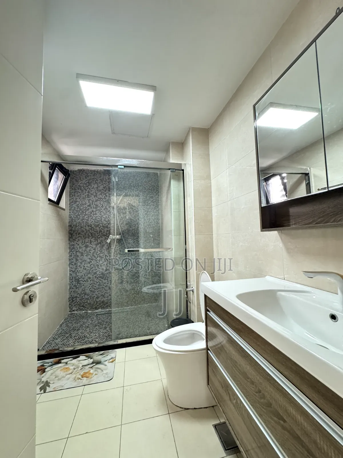 Furnished 3bdrm Apartment in Bole for rent