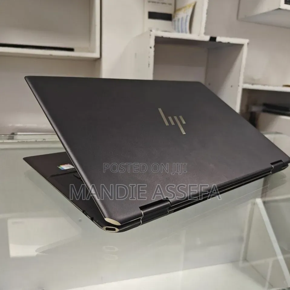 New Laptop HP Spectre 16GB Intel Core i7 SSD 512GB