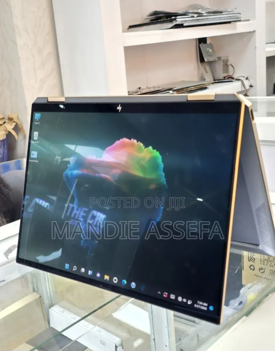 New Laptop HP Spectre 16GB Intel Core i7 SSD 512GB