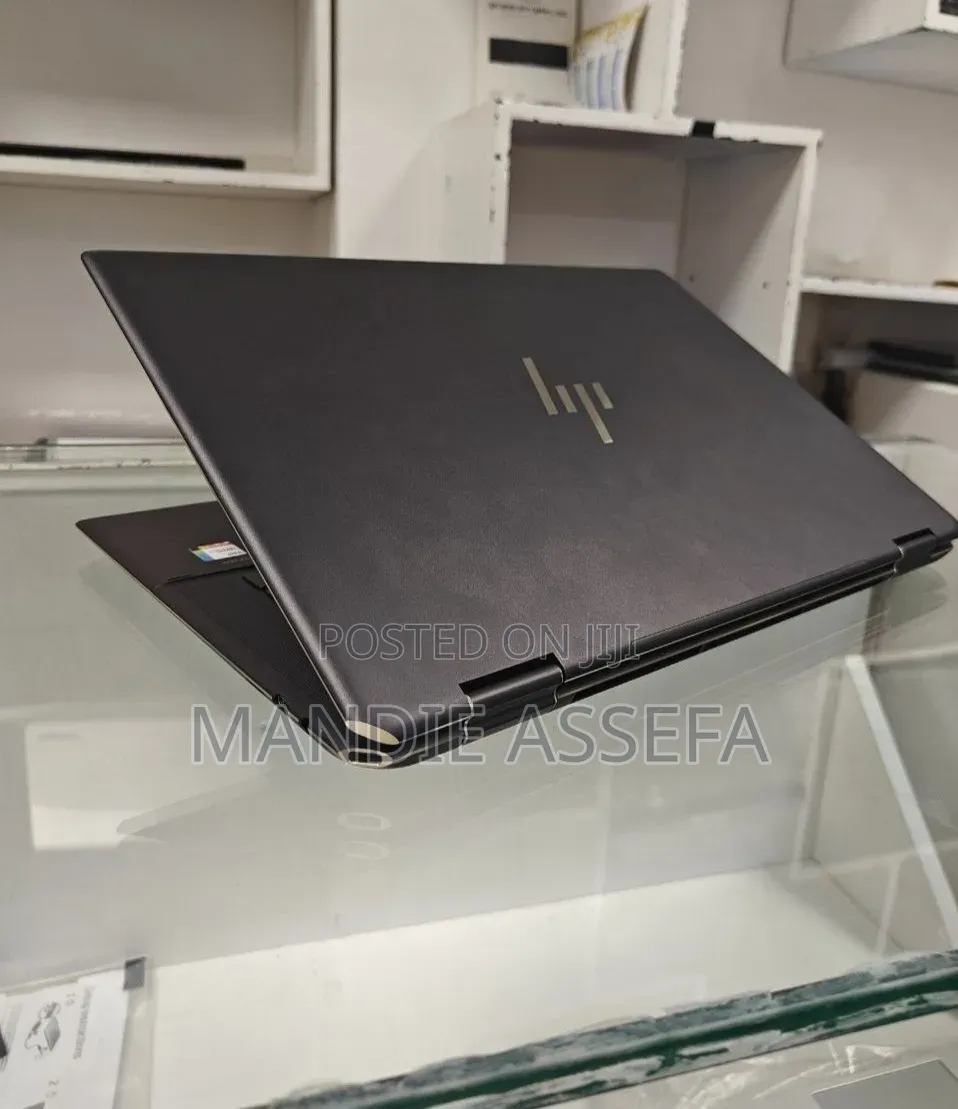 New Laptop HP Spectre 16GB Intel Core i7 SSD 512GB