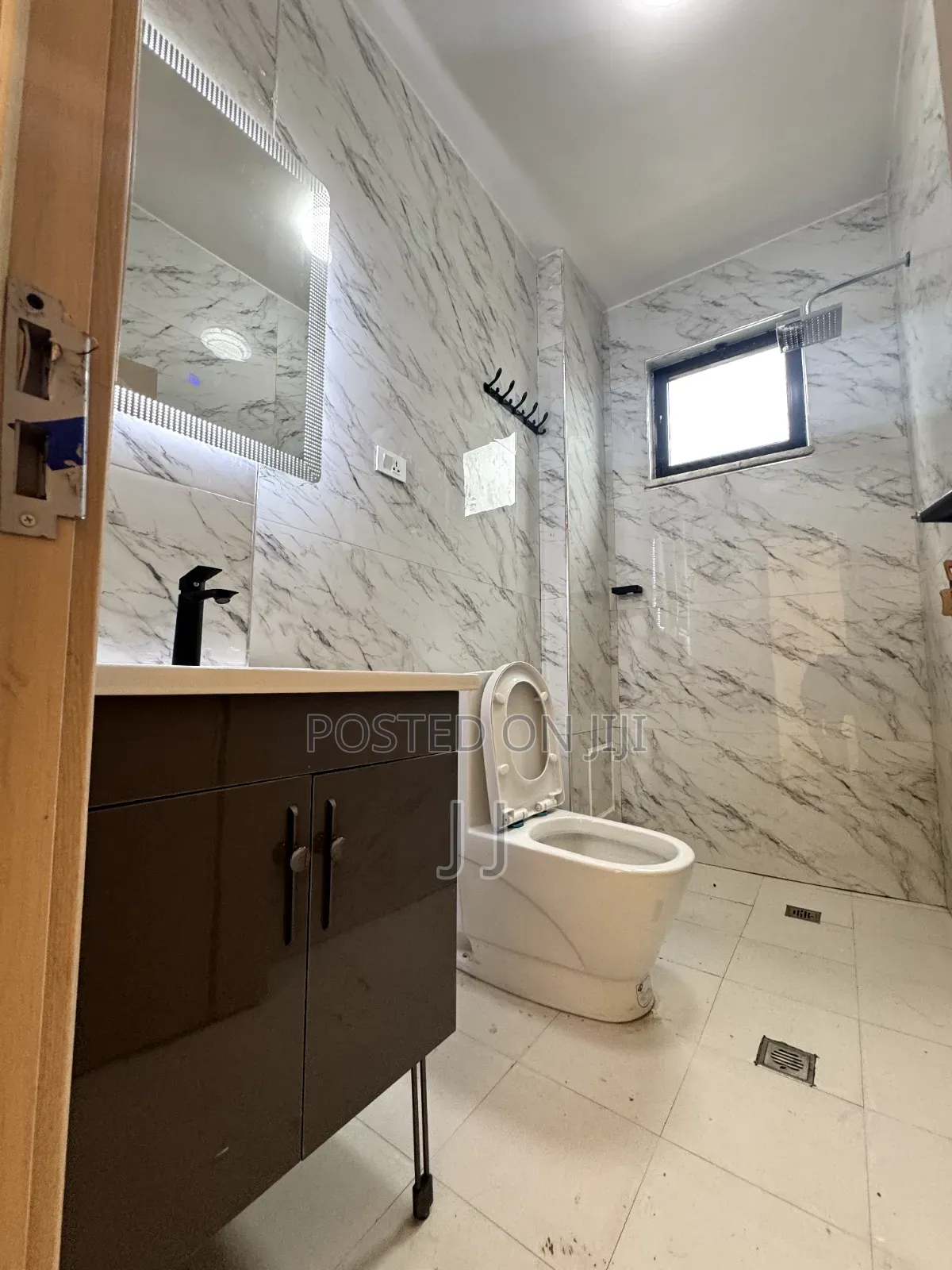 Furnished 3bdrm Apartment in Bole for rent