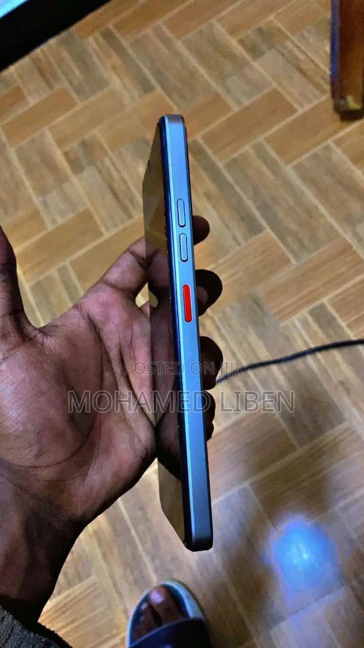 ZTE Nubia Music 128 GB