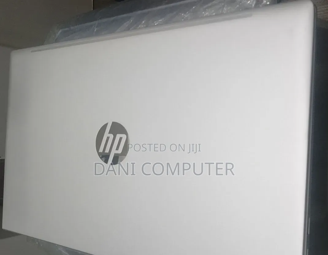 New Laptop HP ProBook 450 G8 8GB Intel Core i5 SSD 512GB