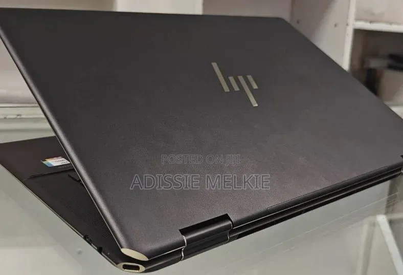 New Laptop HP Spectre 16GB Intel Core i7 SSD 512GB