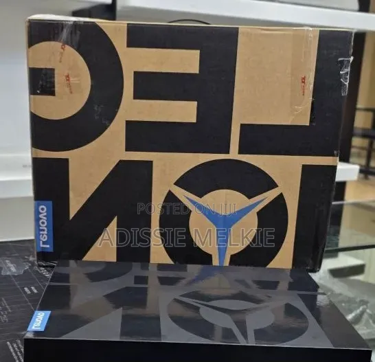 New Laptop Lenovo Legion 9 32GB AMD Ryzen 9 SSD 1T