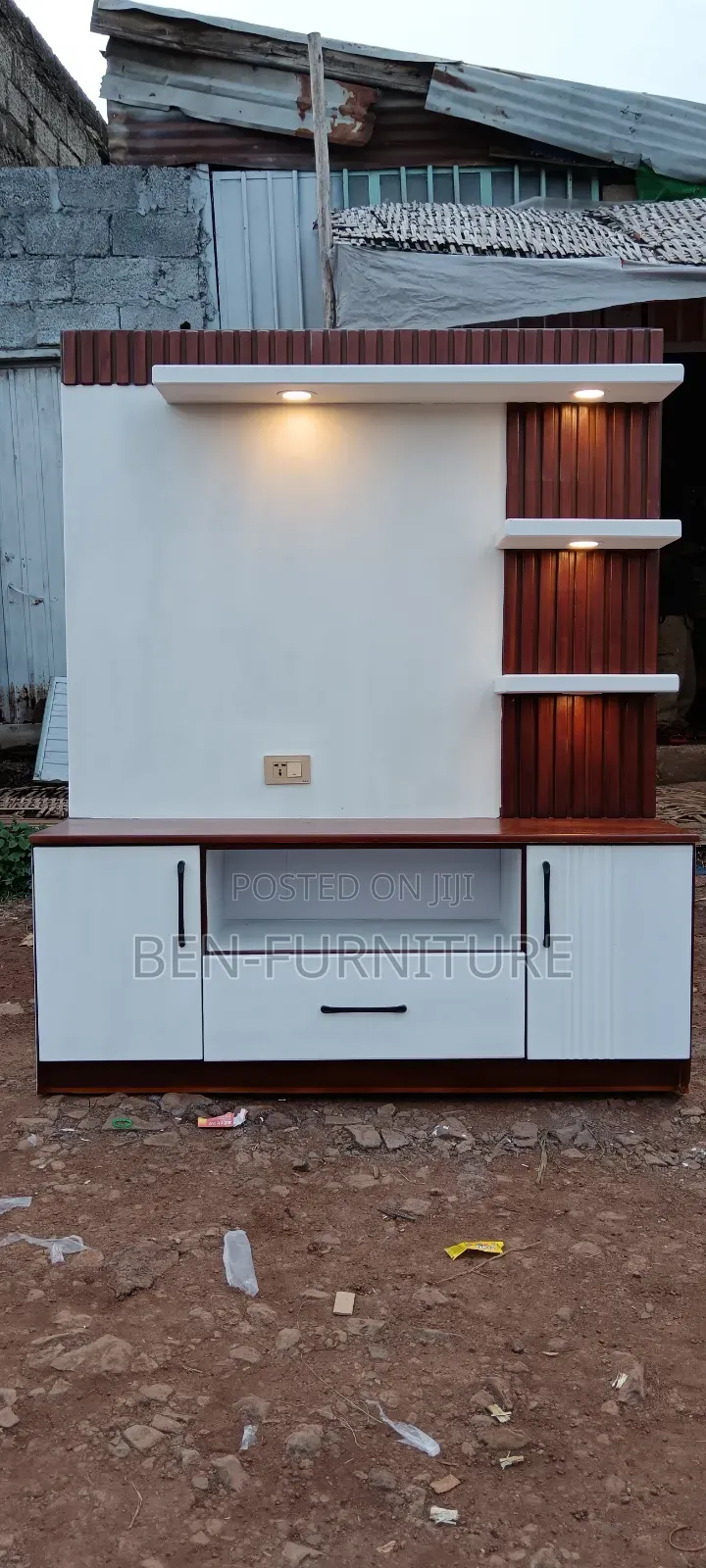 TV Stand 150 X 180