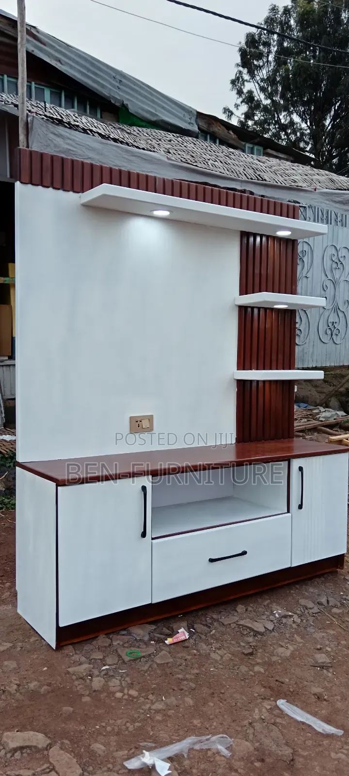 TV Stand 150 X 180