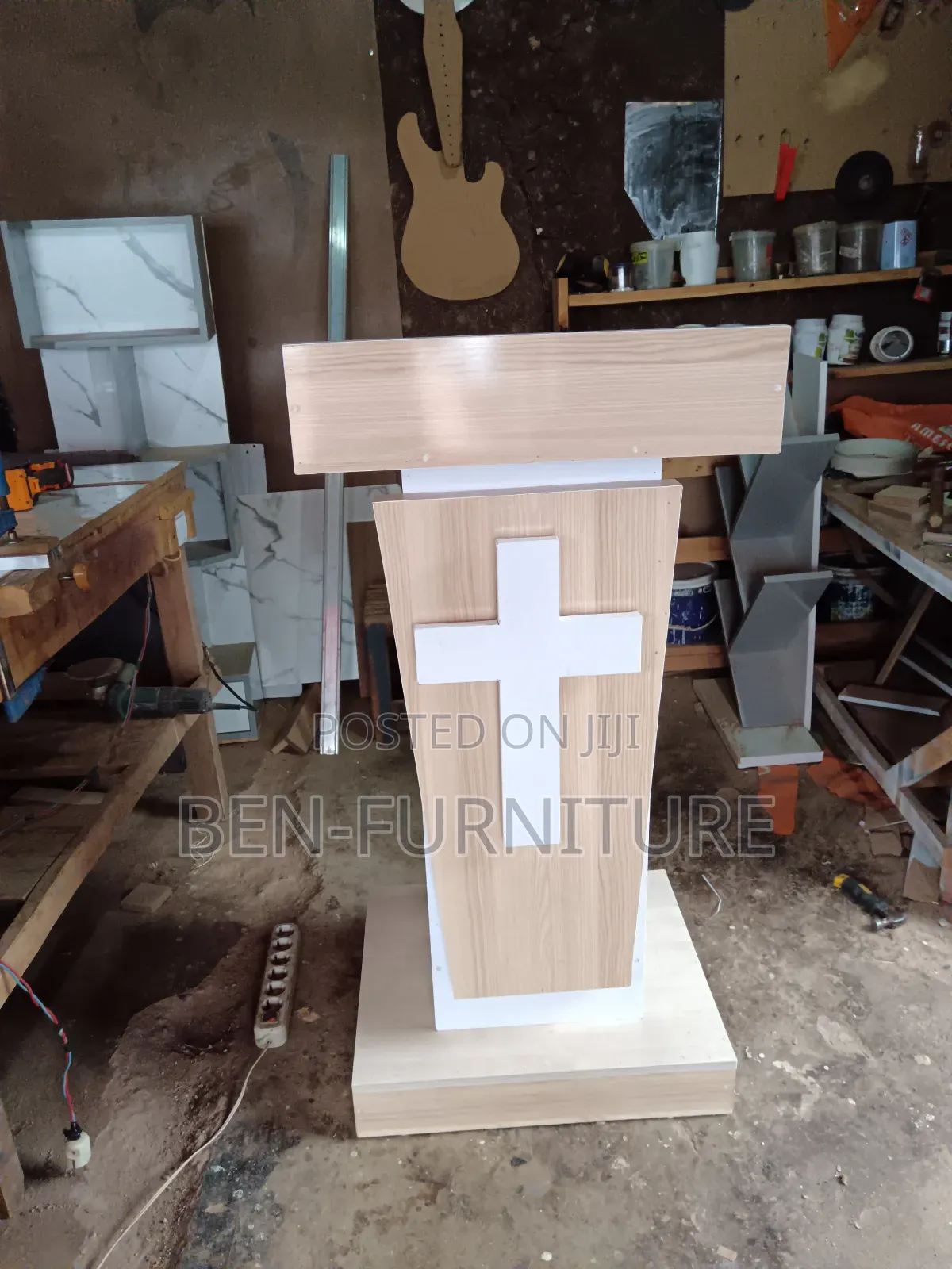 Pulpit (50 X 60 X 120)