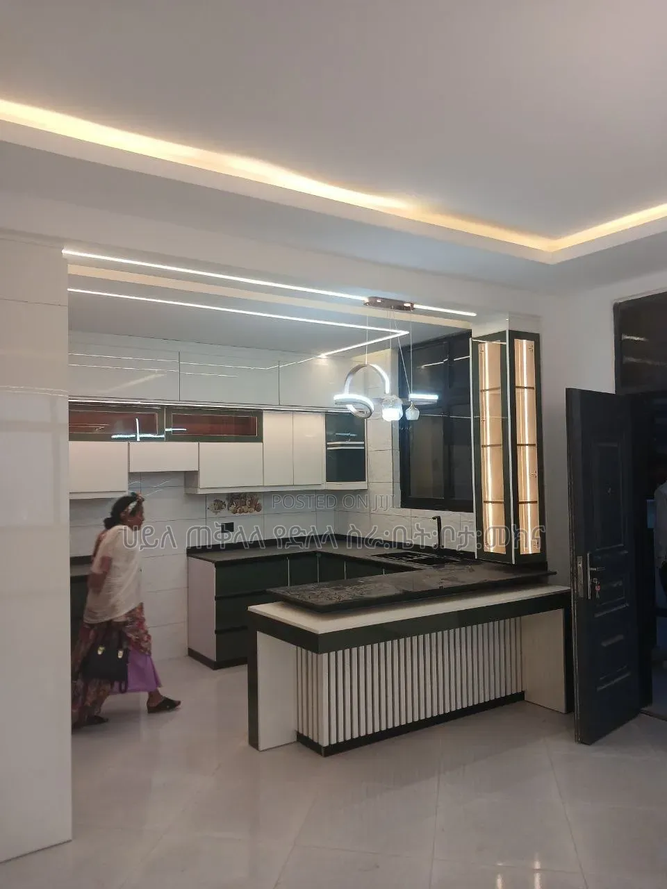 Furnished 3bdrm Apartment in ሰሚት አካባቢ, Yeka for sale