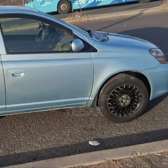 Toyota Platz 2005 Blue
