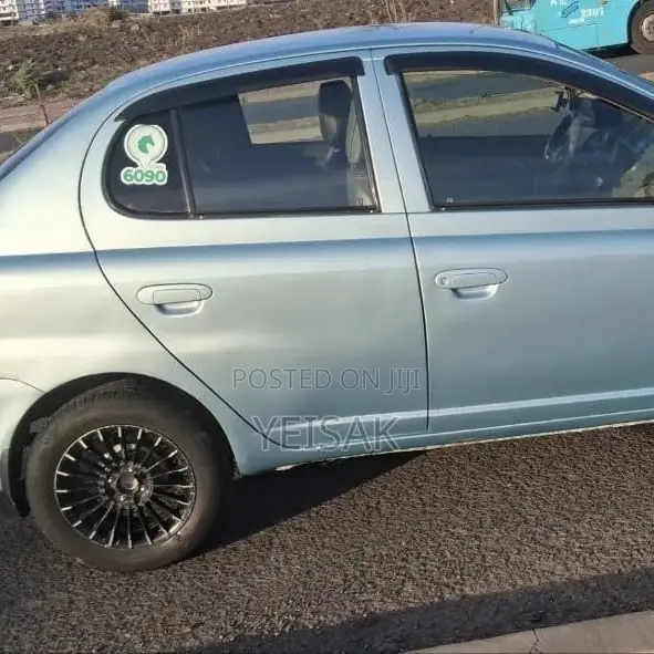 Toyota Platz 2005 Blue