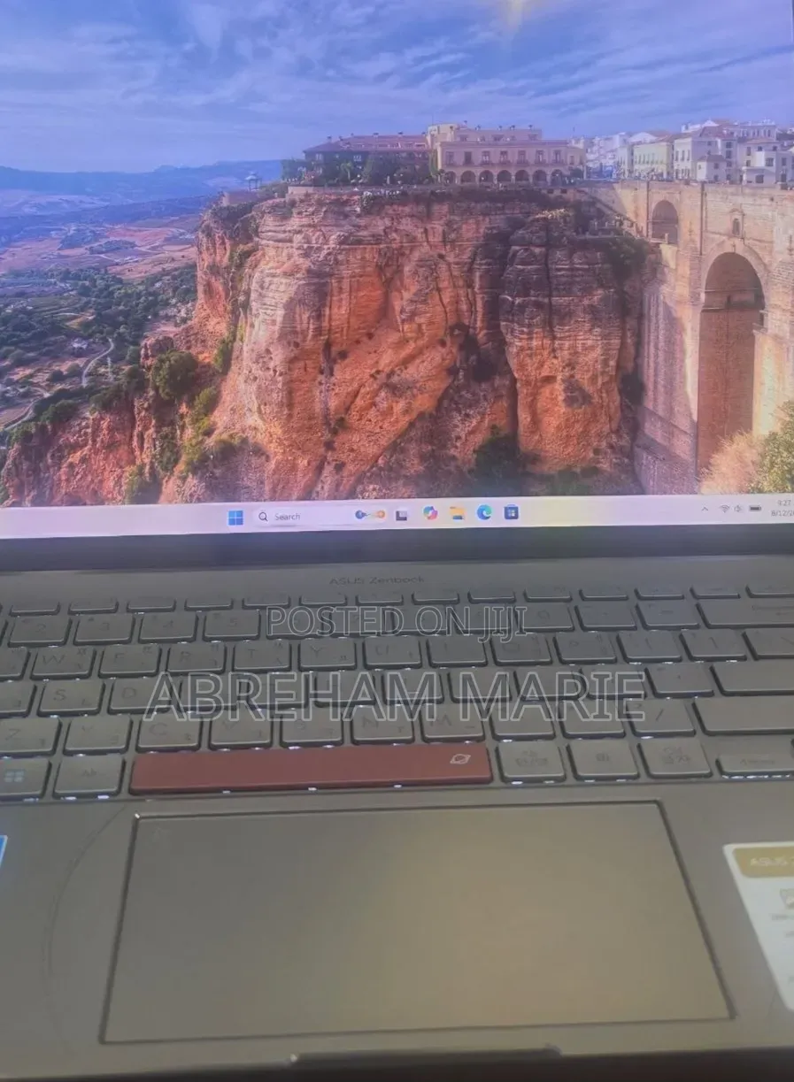 New Laptop Asus Zenbook 14X OLED 16GB Intel Core i7 SSD 512GB