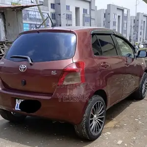 Toyota Yaris 2007 Red