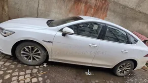 BYD Qin Plus DM-i 2025 White