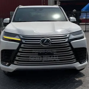 New Lexus LX 2025 Off white