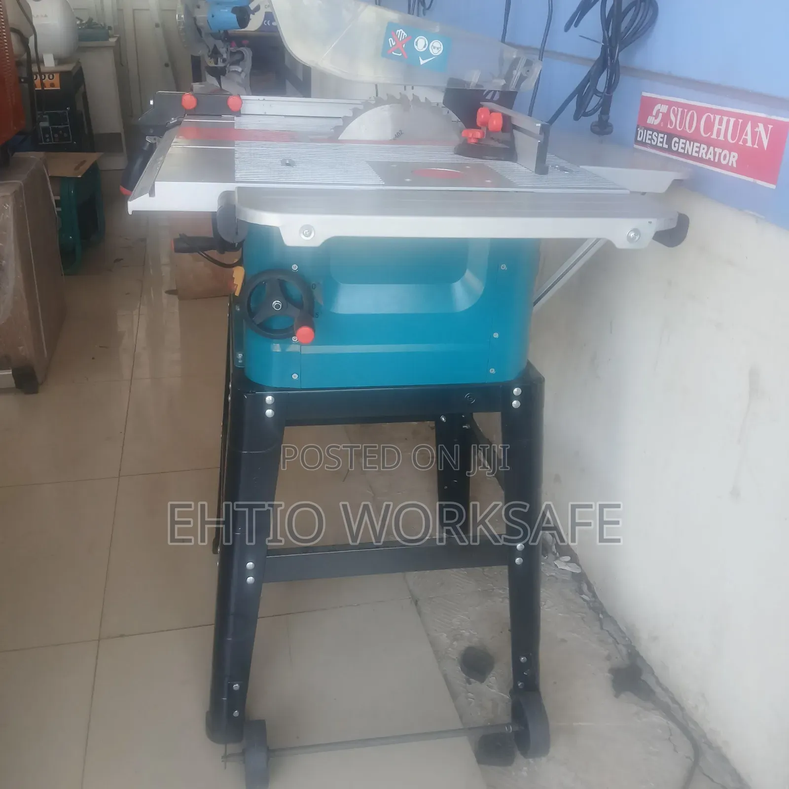 Table Saw Total 1400W