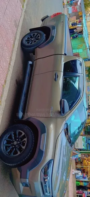Toyota Hilux 2021 Pearl