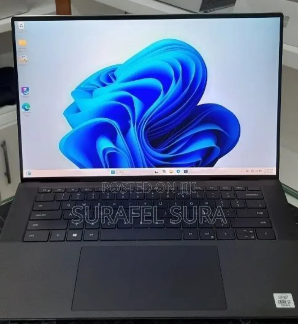 New Laptop Dell XPS 15 9500 16GB Intel Core i7 SSD 512GB