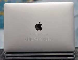 New Laptop Apple MacBook Pro 2020 M1 8GB Apple M1 Pro SSD 512GB
