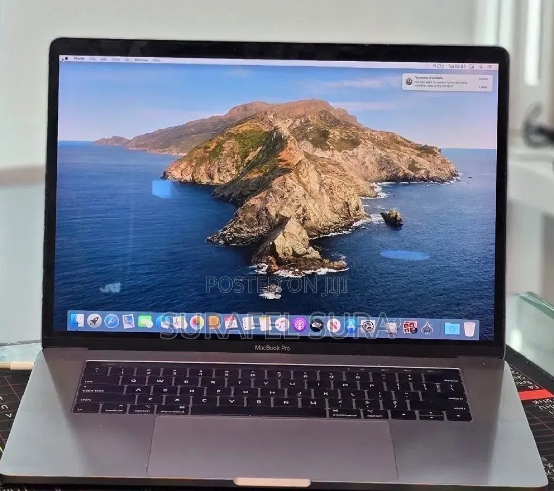 New Laptop Apple MacBook Pro 2018 32GB Apple M1 Pro SSD 1T