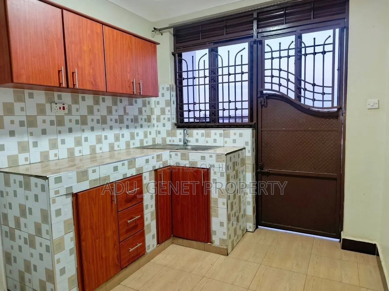 Furnished 3bdrm Apartment in ሠሚት ጋ የግለሠብ, Bole for sale