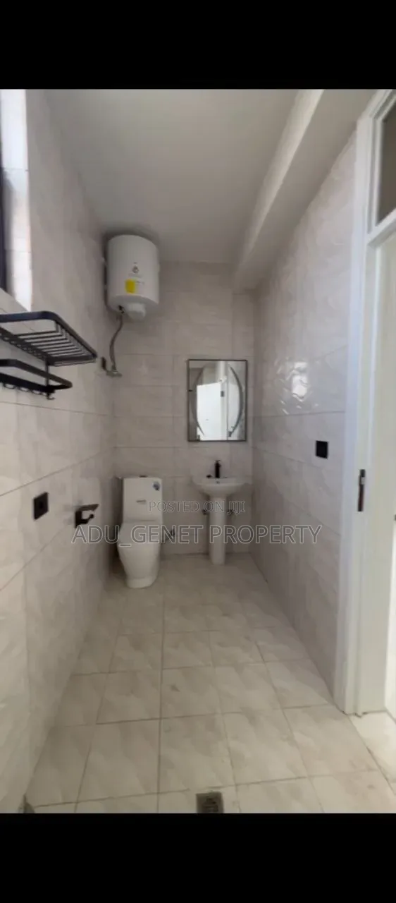 Furnished 3bdrm Apartment in ሠሚት ጋ የግለሠብ, Bole for sale