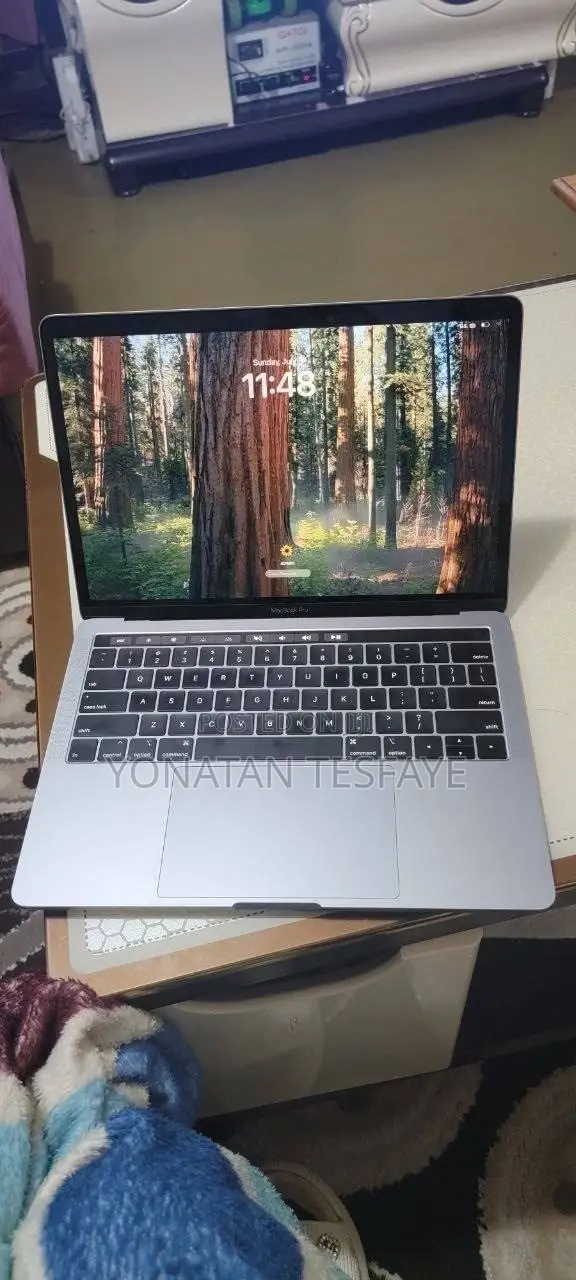 New Laptop Apple MacBook Pro 2019 16GB Intel Core i5 SSD 512GB
