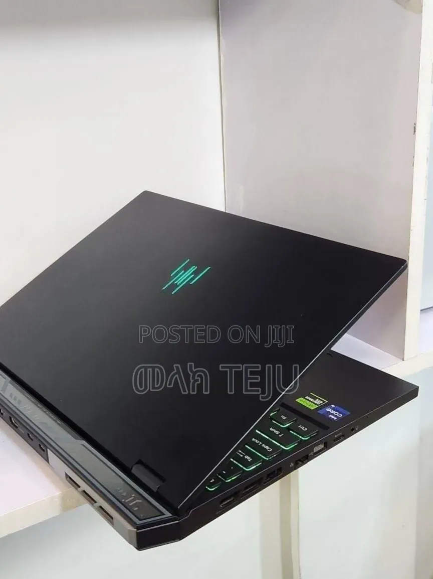 New Laptop Acer Predator Helios Neo 16 16GB Intel Core i9 SSD 1T