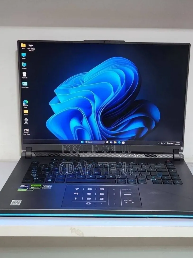 New Laptop Asus ROG Strix G16 G614 16GB Intel Core i9 SSD 1T