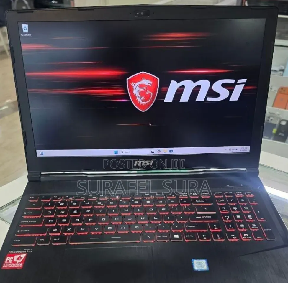 New Laptop MSI GP72M 7RDX Leopard 16GB Intel Core i7 SSD 512GB