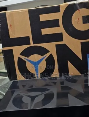 New Laptop Lenovo Legion 9 32GB AMD Ryzen 9 SSD 1T
