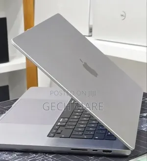 New Laptop Apple MacBook Pro 2021 M1 32GB Apple M1 Pro SSD 512GB