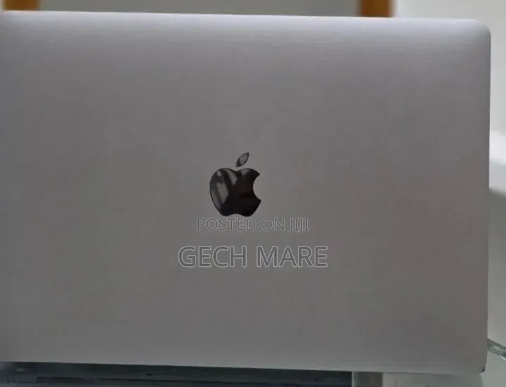 New Laptop Apple MacBook Air 2020 M1 8GB Apple M1 SSD 256GB