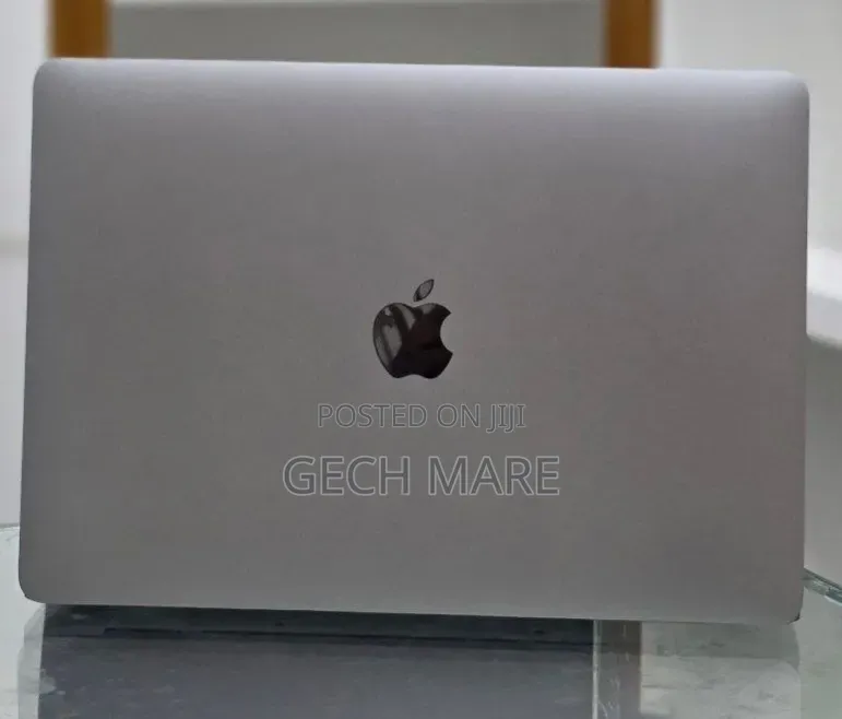 New Laptop Apple MacBook Air 2020 M1 8GB Apple M1 SSD 256GB
