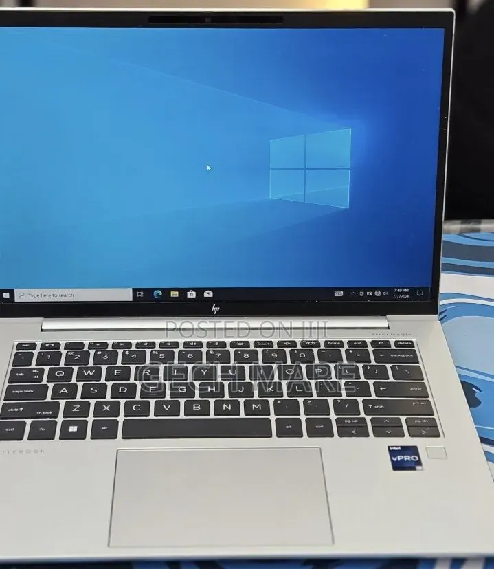 New Laptop HP EliteBook 830 G9 16GB Intel Core i5 SSD 512GB