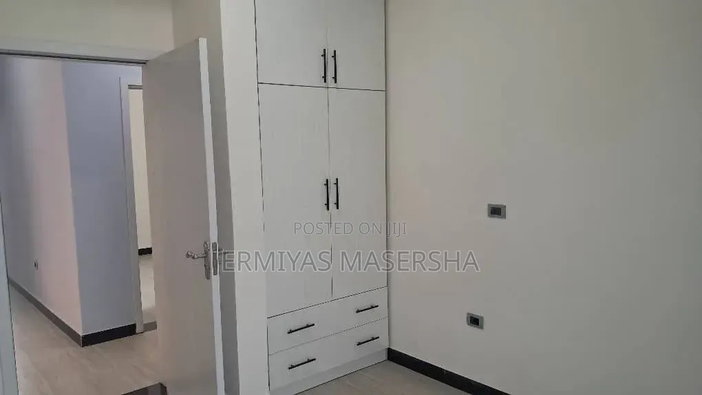 Furnished 3bdrm Apartment in Bole for sale