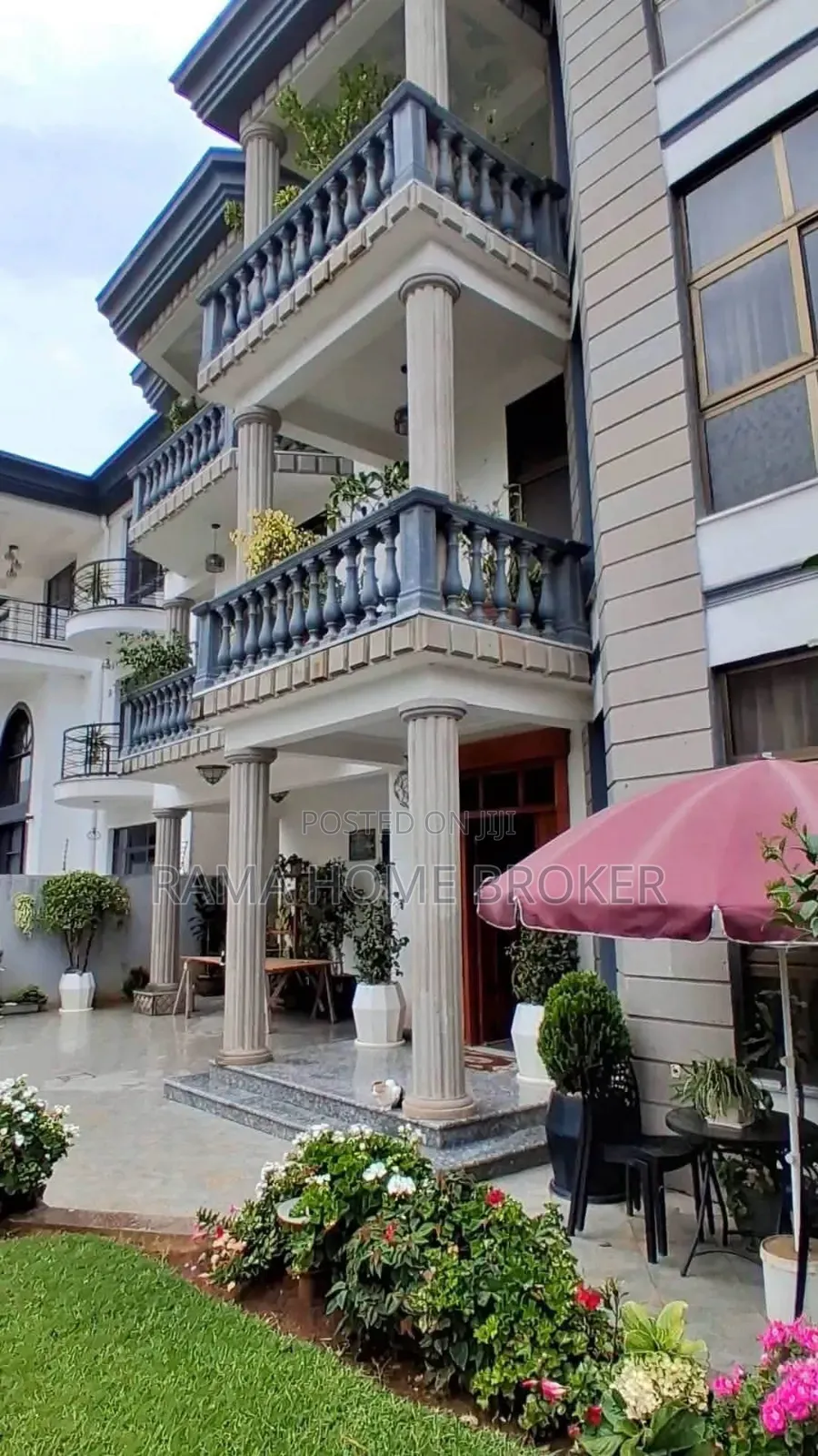 Furnished 8bdrm Townhouse/Terrace in አያት ኮምፓወንድ ውስጥ, Bole for sale