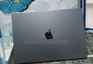 New Laptop Apple MacBook Air 2025 M4 16GB Apple M4 SSD 256GB