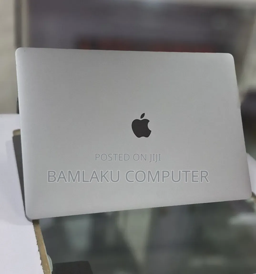 New Laptop Apple MacBook Pro 2019 64GB Intel Core i9 SSD 512GB