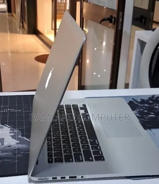New Laptop Apple MacBook Pro 2014 16GB Intel Core i7 SSD 256GB