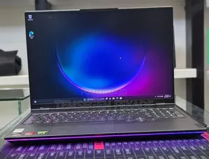 New Laptop Lenovo Legion 9 32GB AMD Ryzen 9 SSD 1T