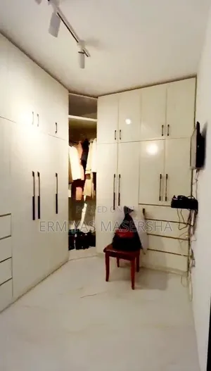Furnished 8bdrm House in Yeka for sale
